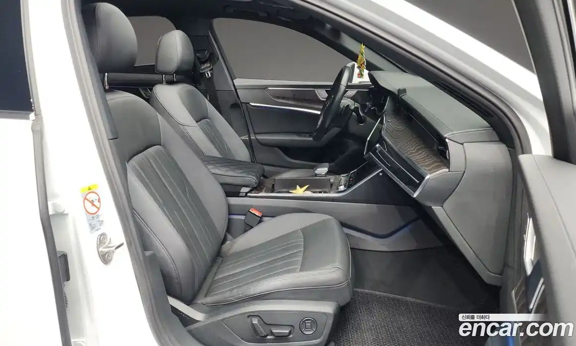 Audi A6 2021 2.0 Автомат в Москве № 230034, фото 11