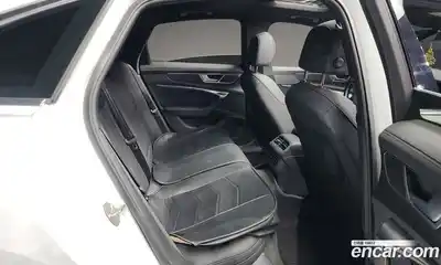 Audi A6 2021 2.0 Автомат в Москве № 230034, миниатюра 12