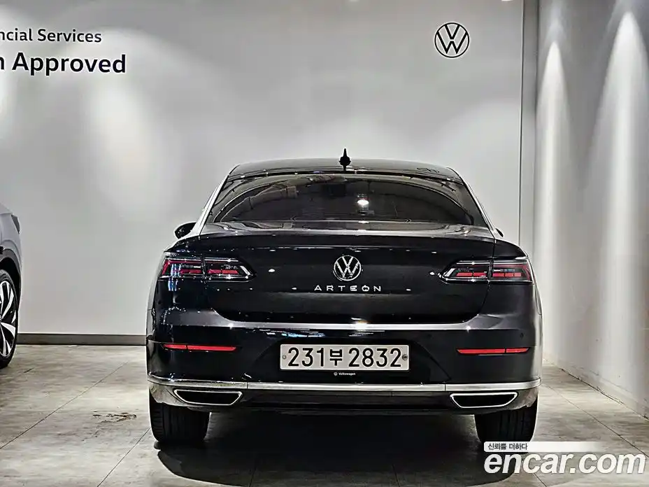 Volkswagen Arteon 2023 2.0 Автомат в Москве № 232088, фото 4