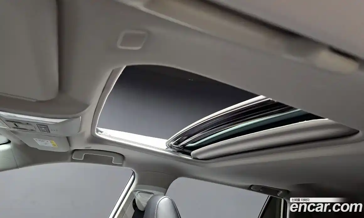 Toyota RAV4 2025 2.5 Автомат в Москве № 232824, фото 5