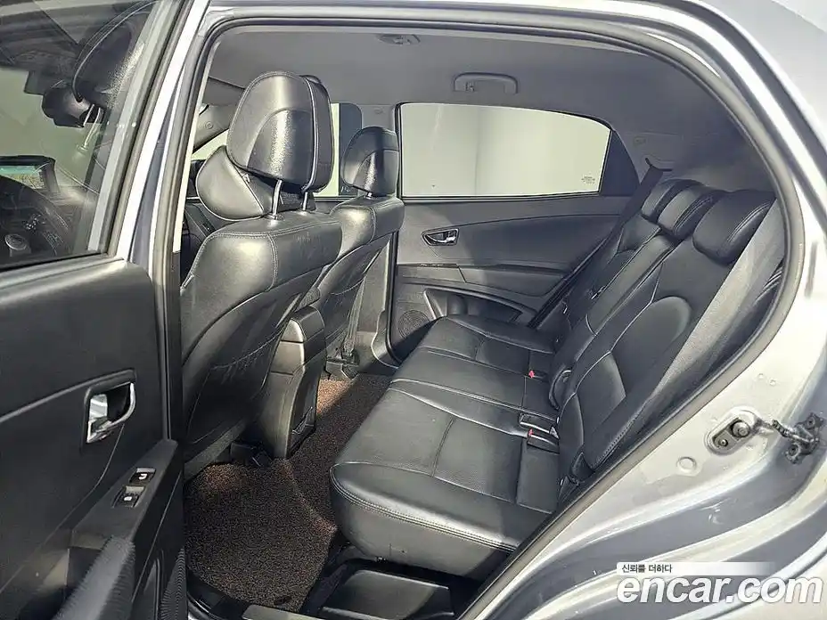 SsangYong Korando 2012 2.0 Автомат в Москве № 24119, фото 9