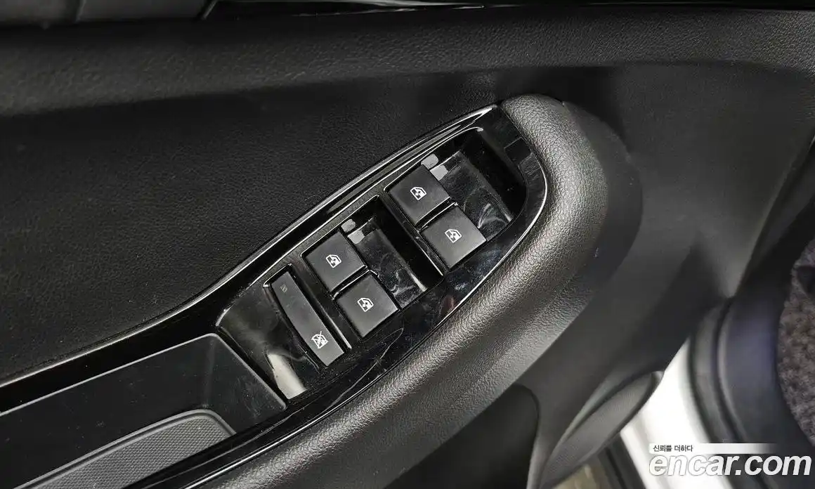 Chevrolet Orlando 2012 2.0 Автомат в Москве № 263488, фото 11