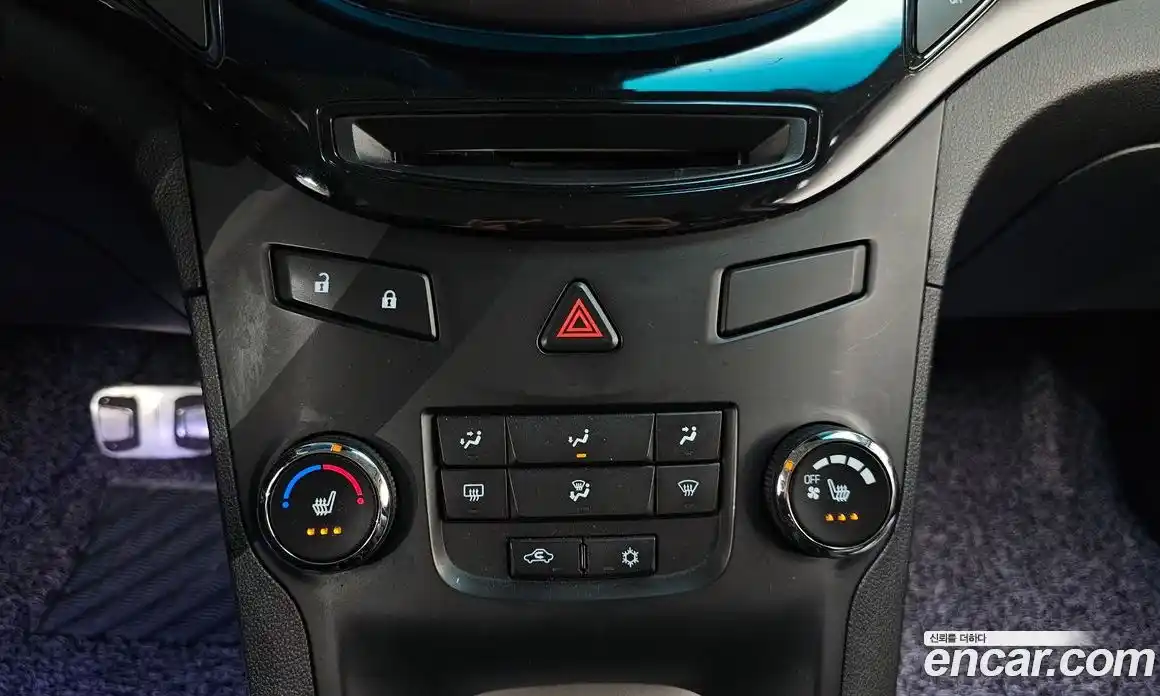 Chevrolet Orlando 2012 2.0 Автомат в Москве № 263488, фото 8