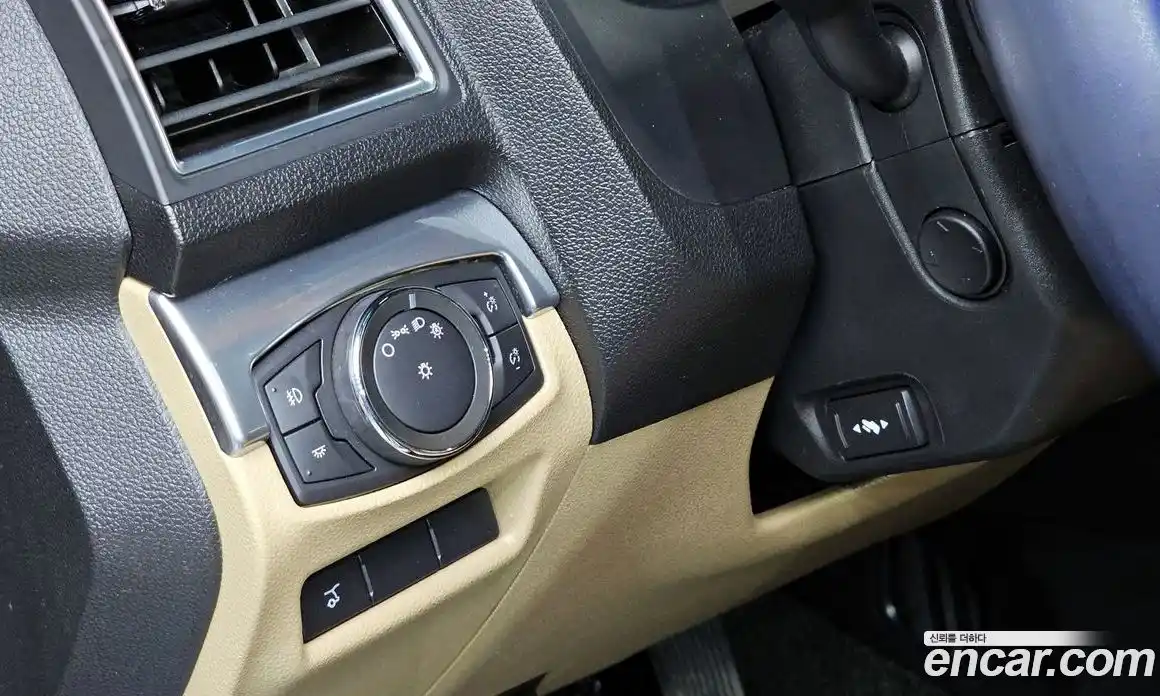 Ford Explorer 2016 2.3 Автомат в Москве № 273436, фото 14