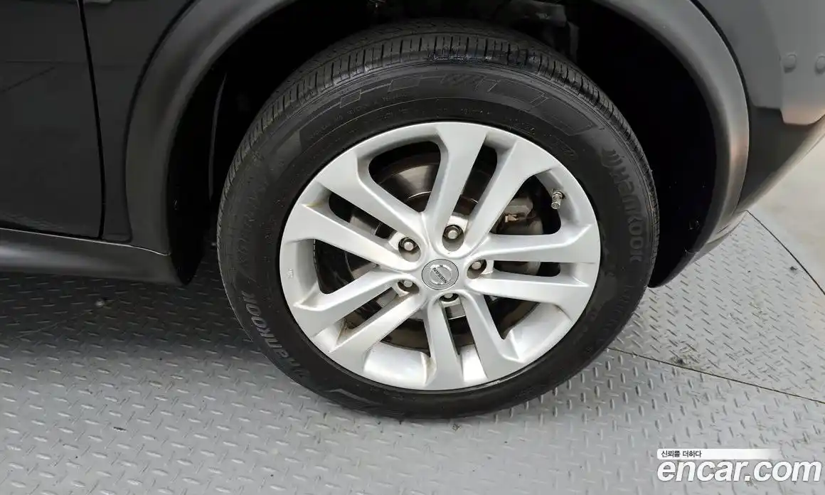 Nissan Juke 2017 1.6 Автомат в Москве № 285040, фото 13