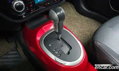 Nissan Juke 2017 1.6 Автомат в Москве № 285040, миниатюра 8