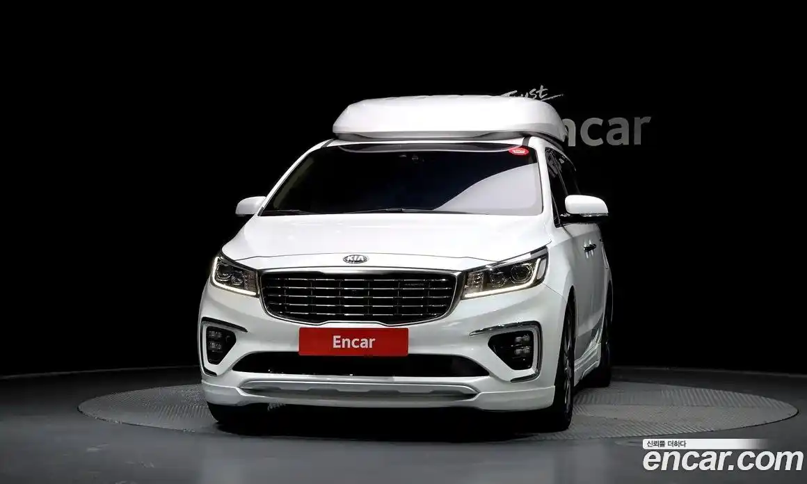 Kia Canival 2019 3.3 Автомат в Москве № 288085, фото 3