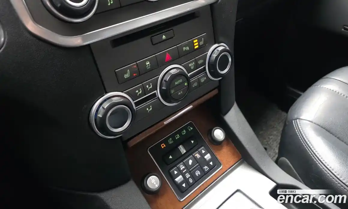 Land Rover Discovery 2016 3.0 Автомат в Москве № 298900, фото 16