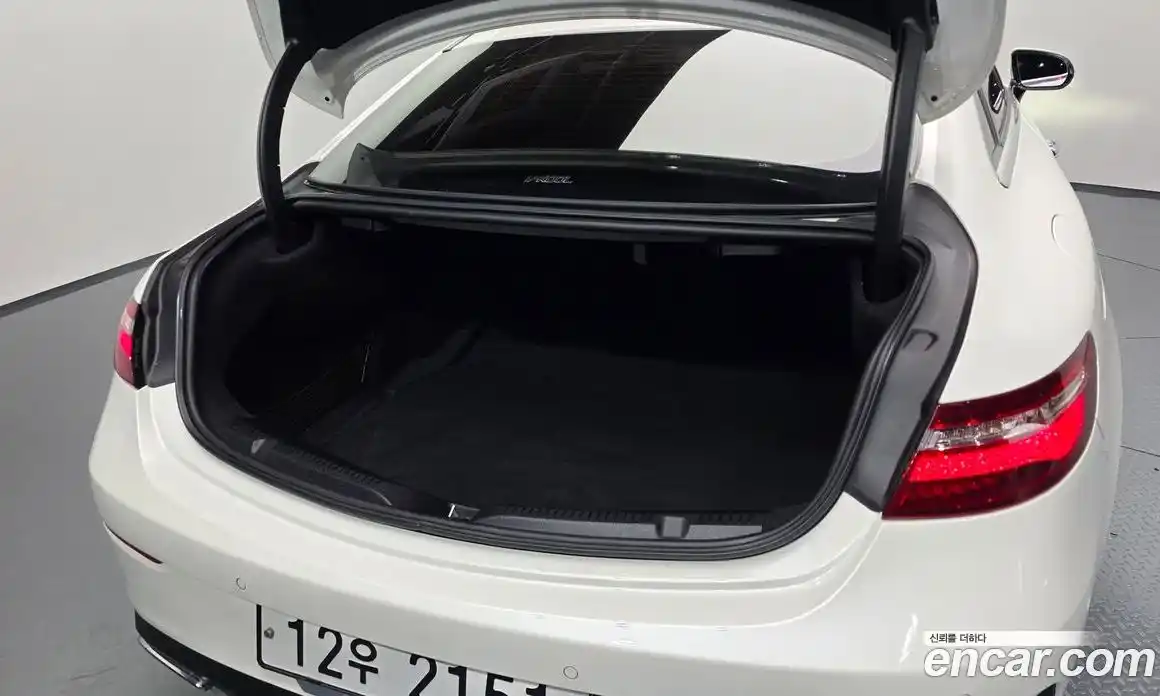 Mercedes-Benz E-Class 2017 1.9 Автомат в Москве № 342947, фото 15