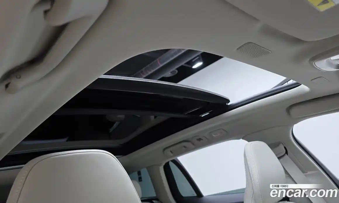 Volvo V60 2025 2.0 Автомат в Москве № 343995, фото 18