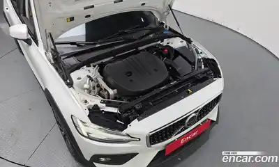 Volvo V60 2025 2.0 Автомат в Москве № 343995, миниатюра 6