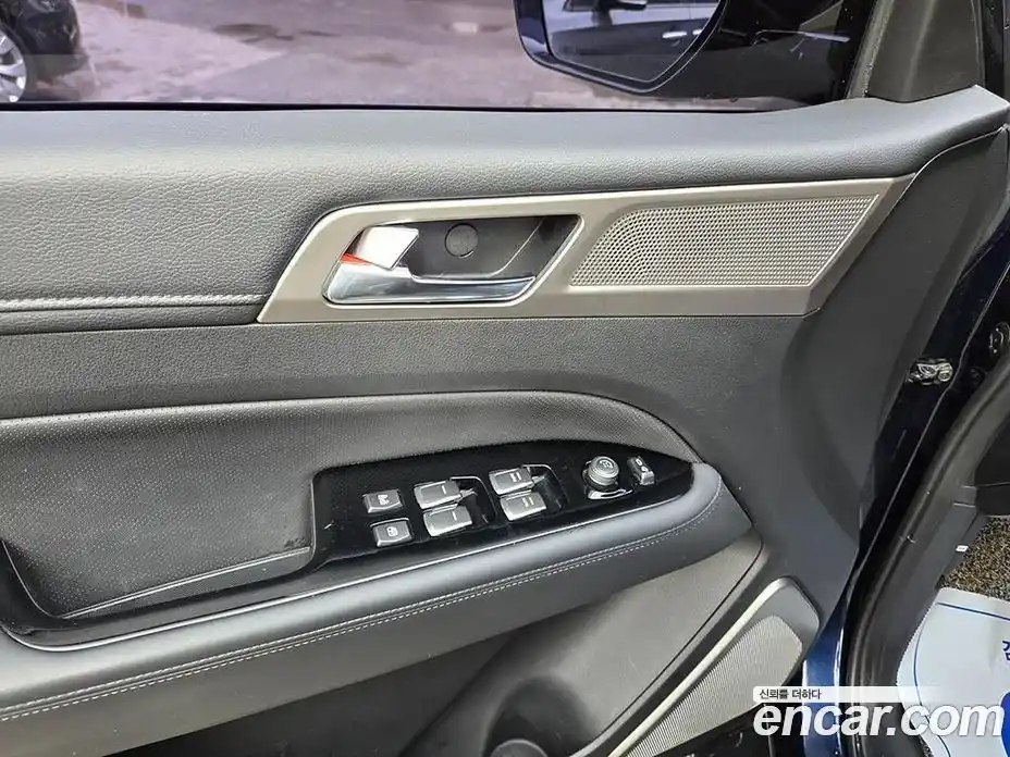 SsangYong Rexton 2018 2.2 Автомат в Москве № 35101, фото 12