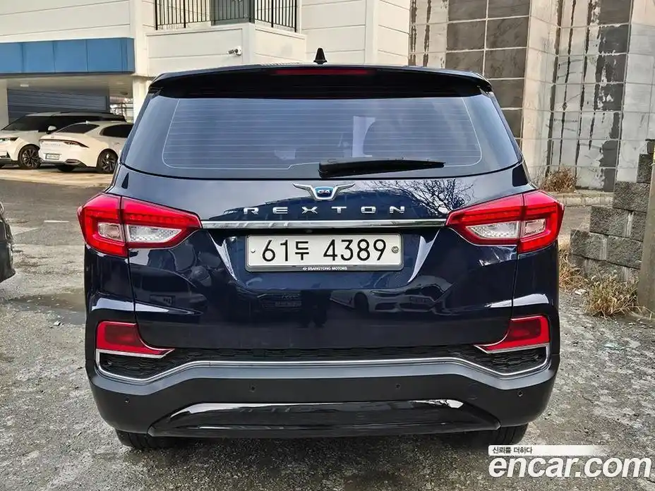 SsangYong Rexton 2018 2.2 Автомат в Москве № 35101, фото 4