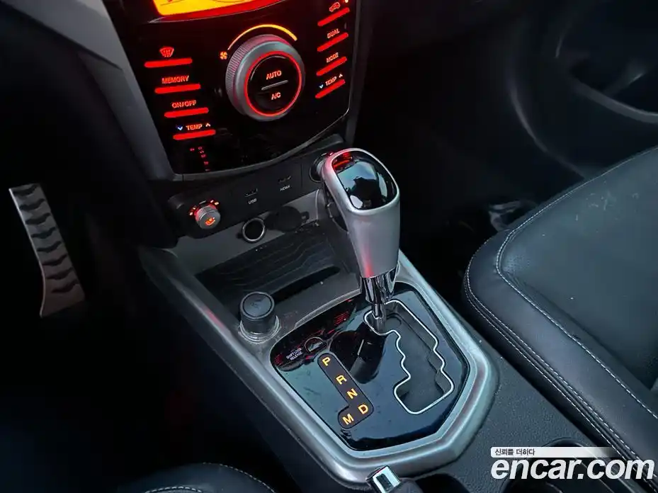 SsangYong TIBOLI 2016 1.6 Автомат в Москве № 36274, фото 8