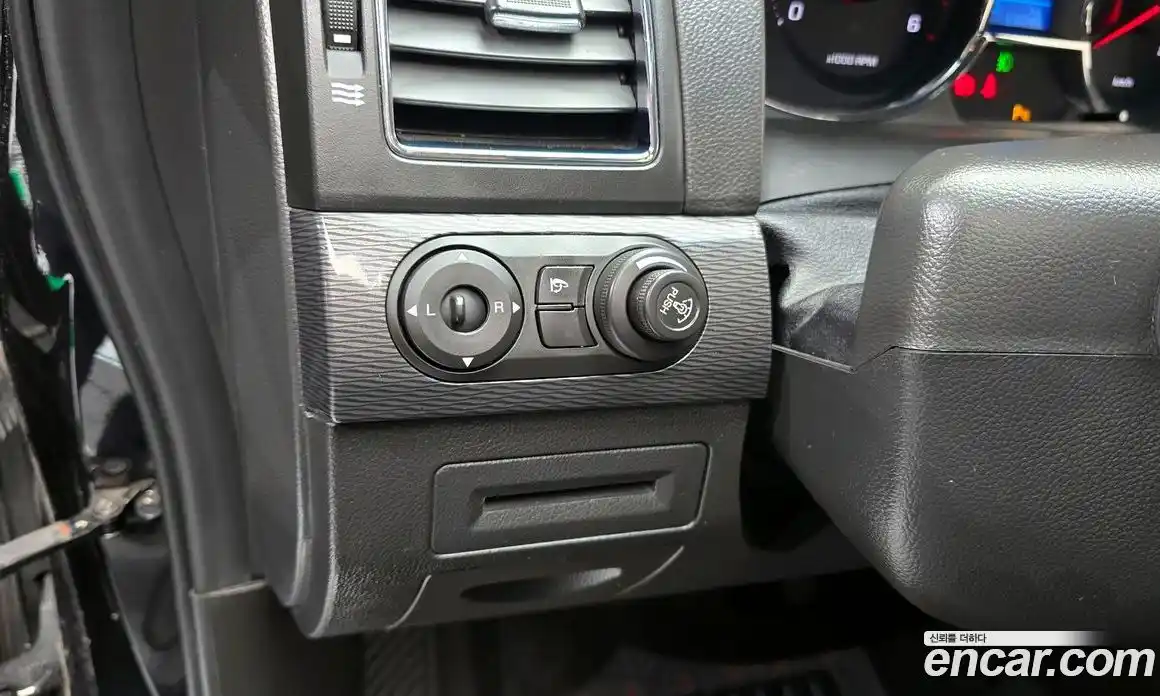 Chevrolet Captiva 2013 2.0 Автомат в Москве № 37362, фото 20