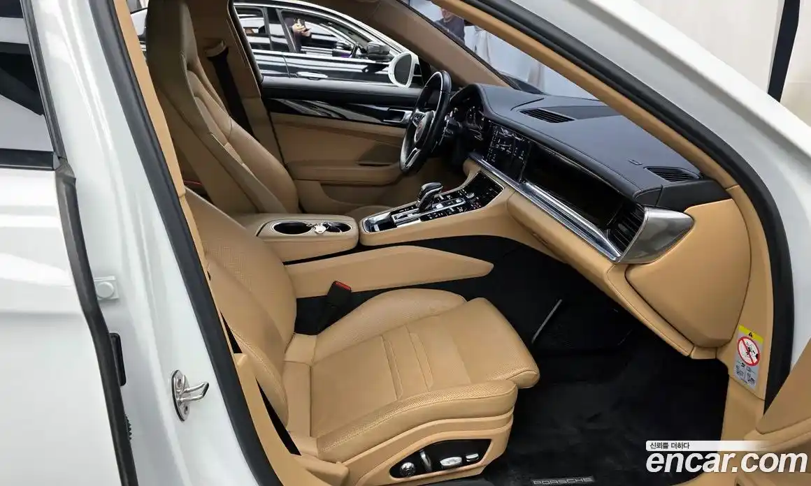 Porsche Panamera 2018 3.0 Автомат в Москве № 374245, фото 11