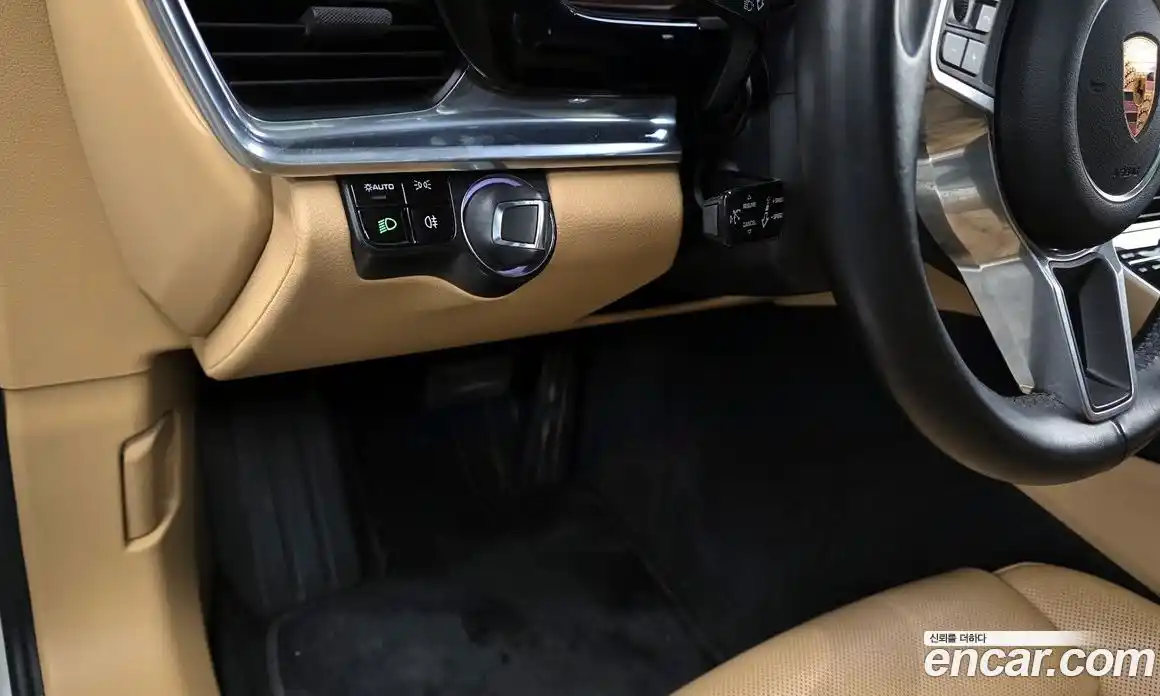 Porsche Panamera 2018 3.0 Автомат в Москве № 374245, фото 18