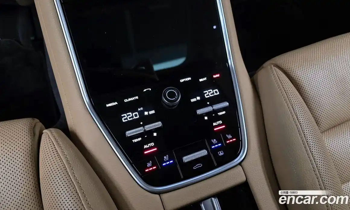 Porsche Panamera 2018 3.0 Автомат в Москве № 374245, фото 19