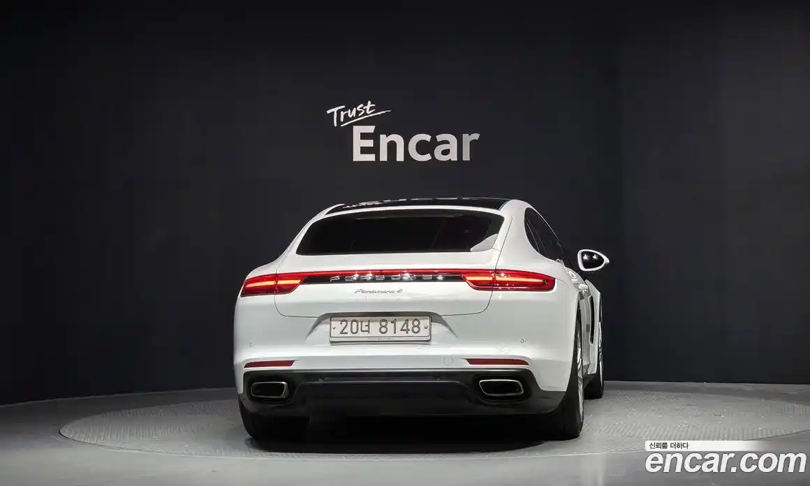 Porsche Panamera 2018 3.0 Автомат в Москве № 374245, фото 4