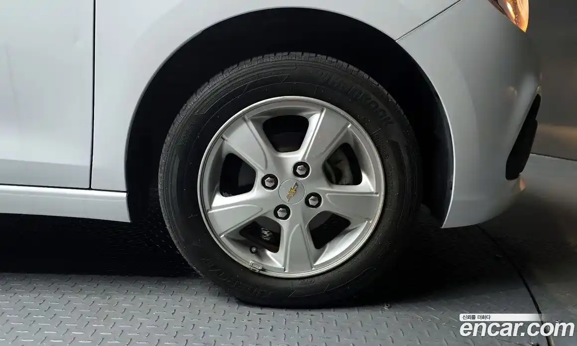 Chevrolet Spark 2016 1.0 Автомат в Москве № 38335, фото 4