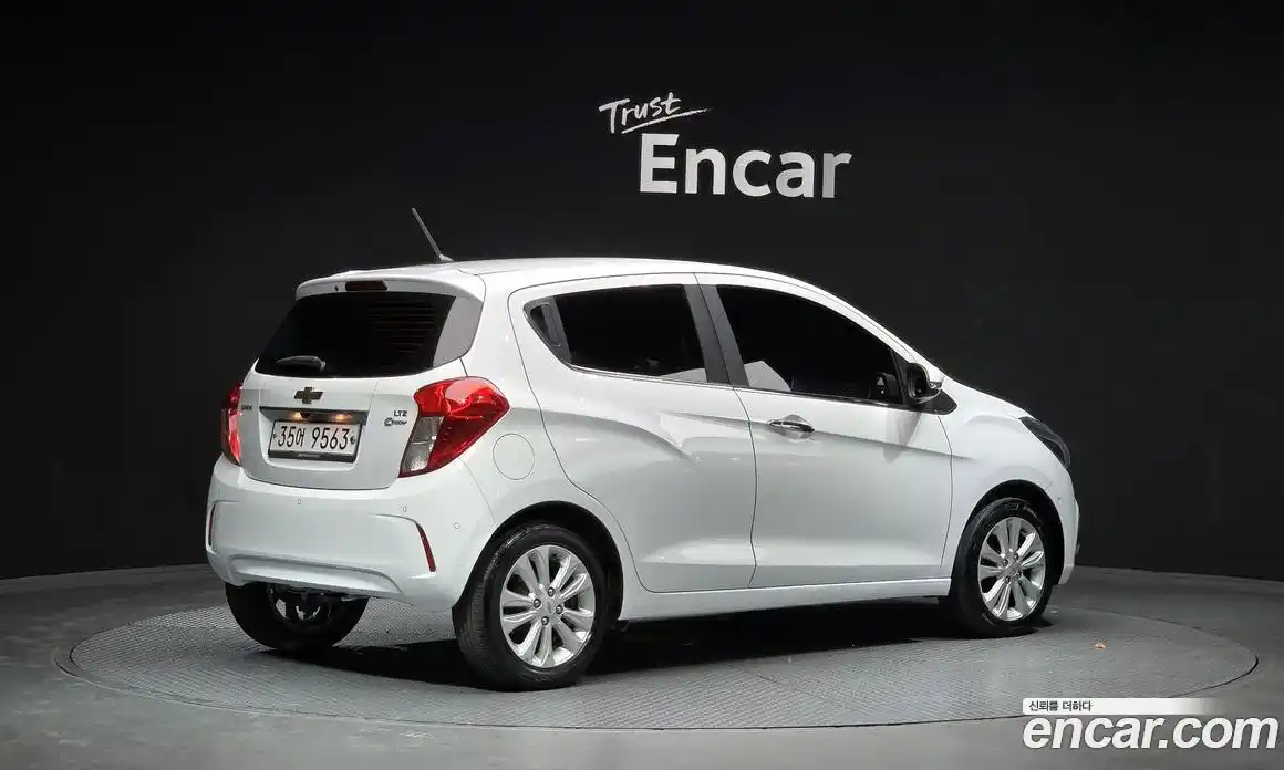 Chevrolet Spark 2017 1.0 Автомат в Москве № 41120, фото 17