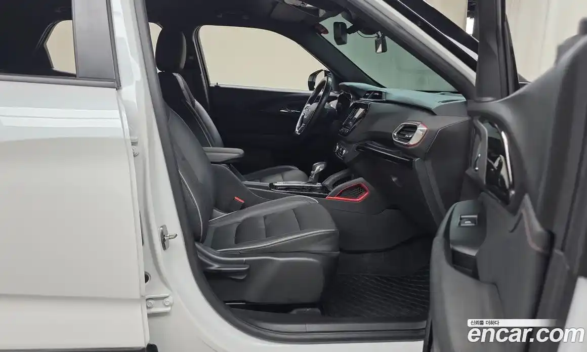 Chevrolet TrailBlazer 2021 1.3 Автомат в Москве № 422348, фото 11