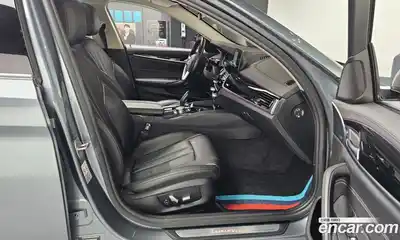 BMW 5-Series 2018 2.0 Автомат в Москве № 426667, миниатюра 11