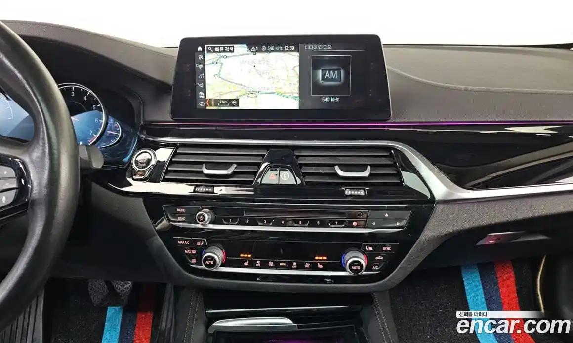 BMW 5-Series 2018 2.0 Автомат в Москве № 426667, фото 14