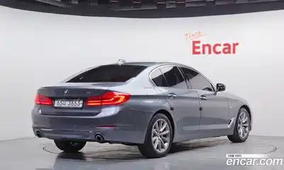 BMW 5-Series 2018 2.0 Автомат в Москве № 426667, миниатюра 2