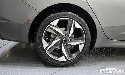 Hyundai Avante 2021 1.6 Автомат в Москве № 449724, миниатюра 5