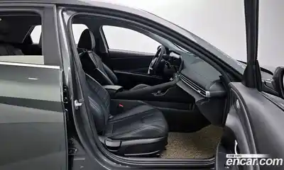 Hyundai Avante 2021 1.6 Автомат в Москве № 449724, миниатюра 10