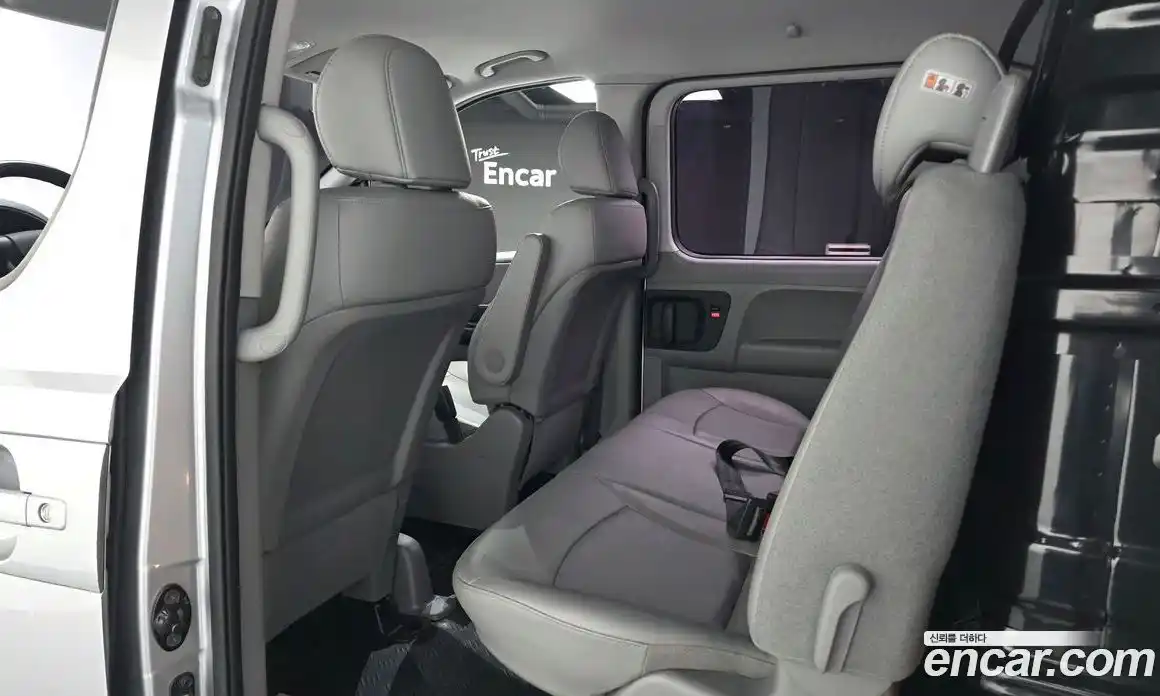 Hyundai Starex 2021 2.5 Автомат в Москве № 450077, фото 12