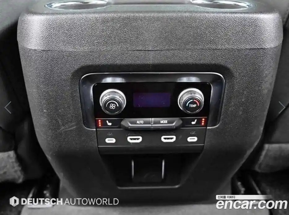 Chevrolet Tahoe 2022 6.2 Автомат в Москве № 450159, фото 16