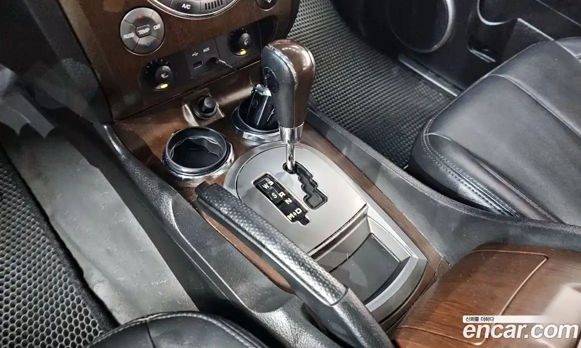 SsangYong Rexton 2013 2.0 Автомат в Москве № 454477, фото 9