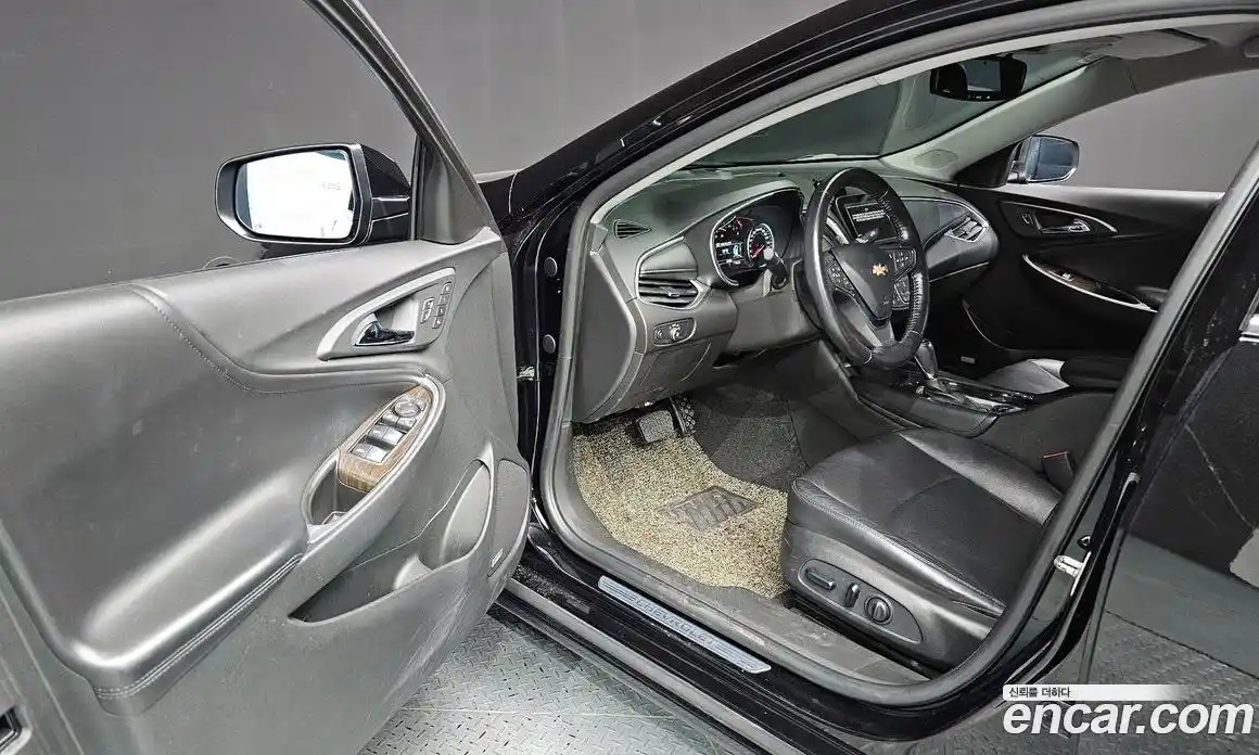 Chevrolet Malibu 2018 2.0 Автомат в Москве № 492344, фото 10