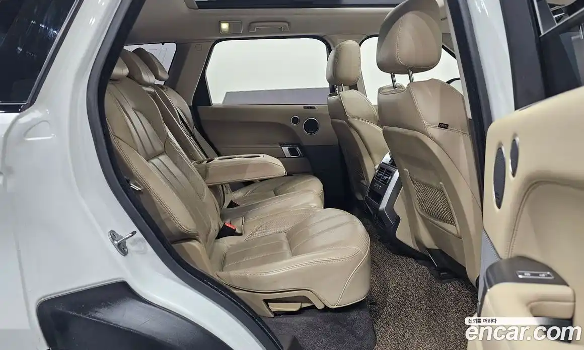 Land Rover Range-Rover Sport 2016 3.0 Автомат в Москве № 493156, фото 12