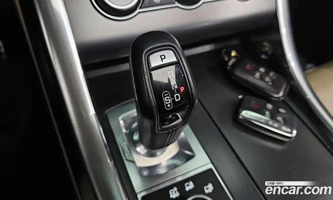 Land Rover Range-Rover Sport 2016 3.0 Автомат в Москве № 493156, фото 9