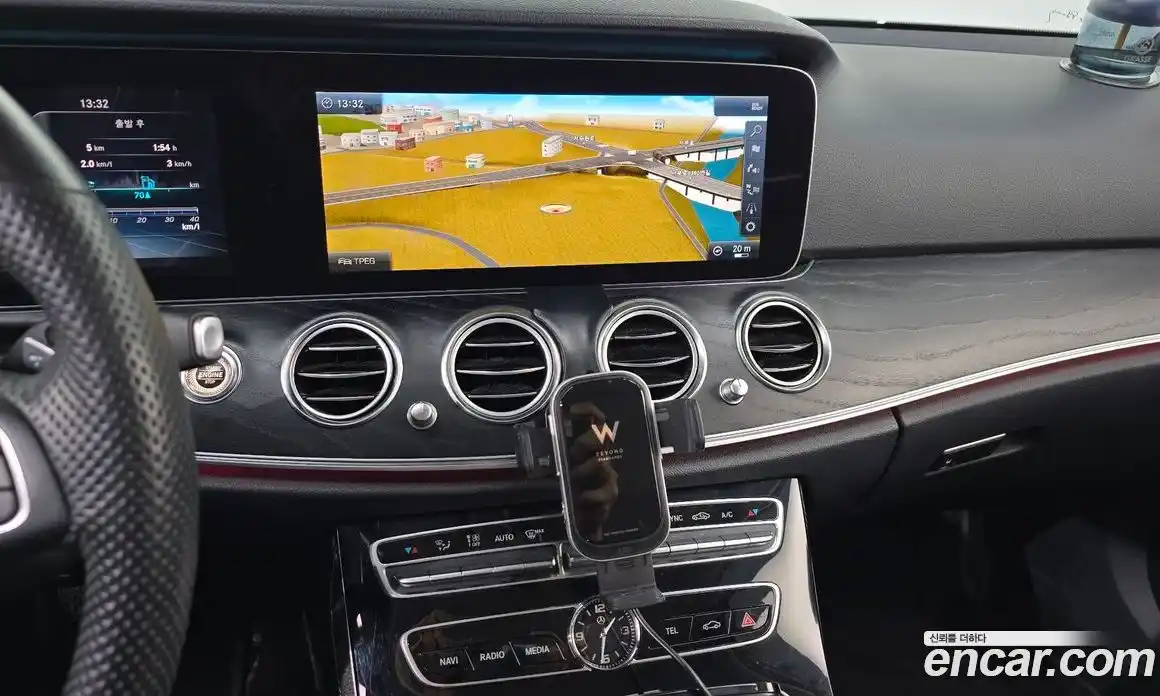 Mercedes-Benz E-Class 2018 2.0 Автомат в Москве № 494888, фото 14