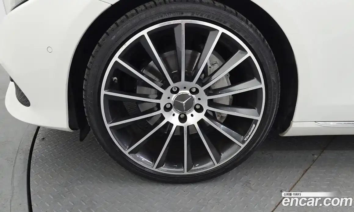 Mercedes-Benz E-Class 2018 2.0 Автомат в Москве № 494888, фото 5