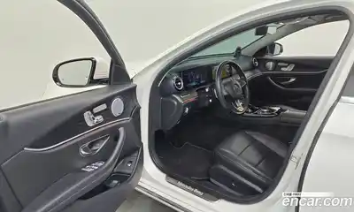 Mercedes-Benz E-Class 2018 2.0 Автомат в Москве № 494888, миниатюра 10
