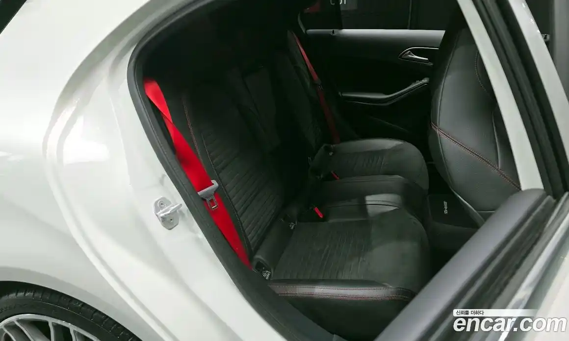 Mercedes-Benz A-Class 2018 2.0 Автомат в Москве № 495183, фото 12