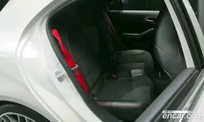 Mercedes-Benz A-Class 2018 2.0 Автомат в Москве № 495183, миниатюра 12