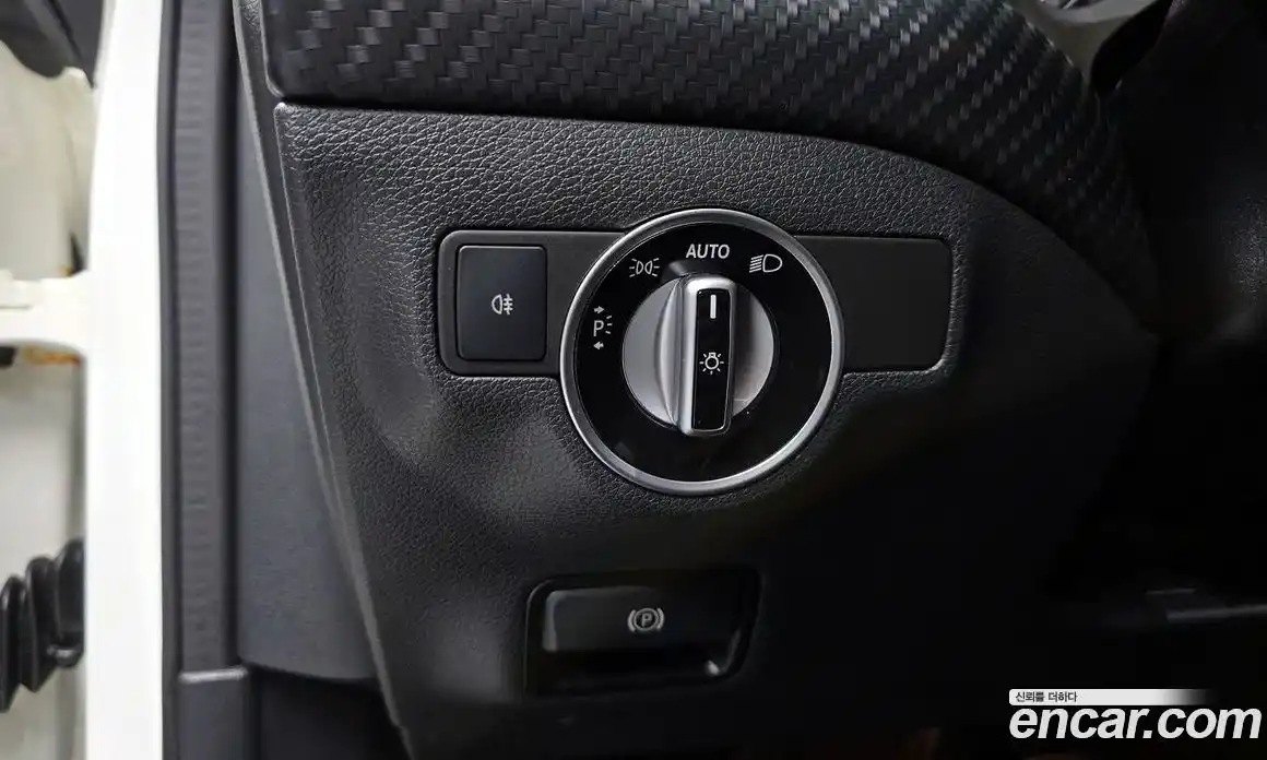 Mercedes-Benz A-Class 2018 2.0 Автомат в Москве № 495183, фото 16