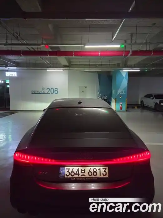 Audi S7 2021 3.0 Автомат в Москве № 496366, фото 3