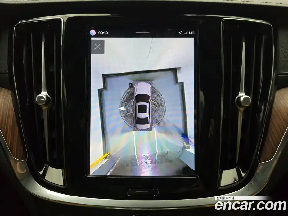 Volvo S60 2024 2.0 Автомат в Москве № 497905, фото 15