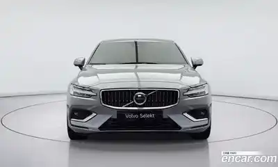Volvo S60 2024 2.0 Автомат в Москве № 497905, миниатюра 2