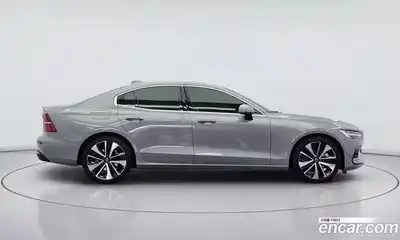 Volvo S60 2024 2.0 Автомат в Москве № 497905, миниатюра 3