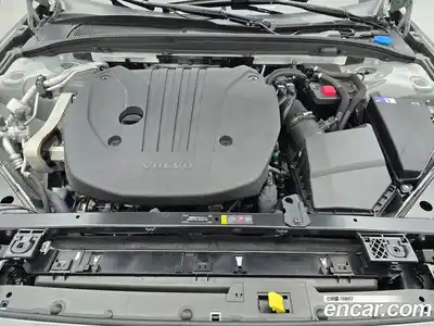 Volvo S60 2024 2.0 Автомат в Москве № 497905, миниатюра 6