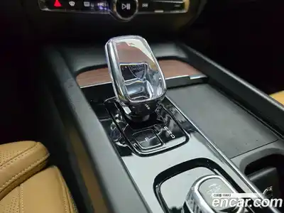 Volvo S60 2024 2.0 Автомат в Москве № 497905, миниатюра 9