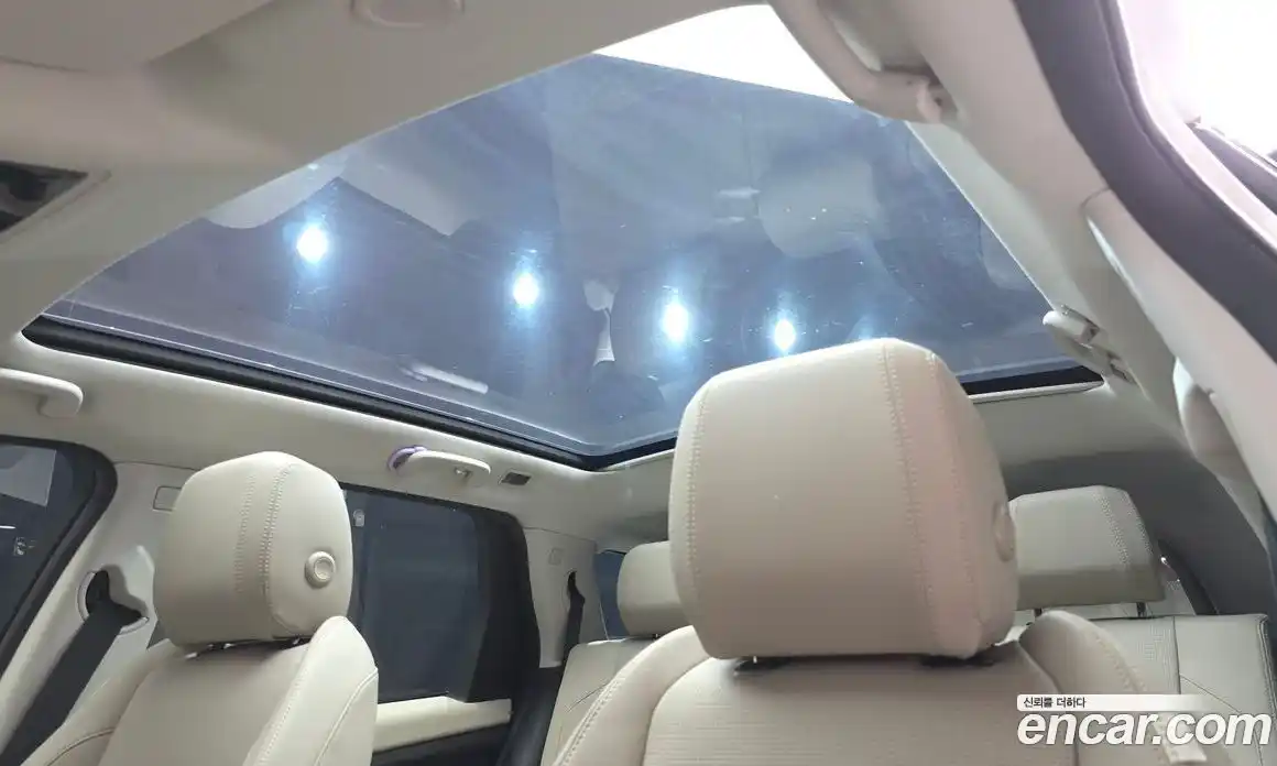 Land Rover Discovery Sport 2023 2.0 Автомат в Москве № 498722, фото 15